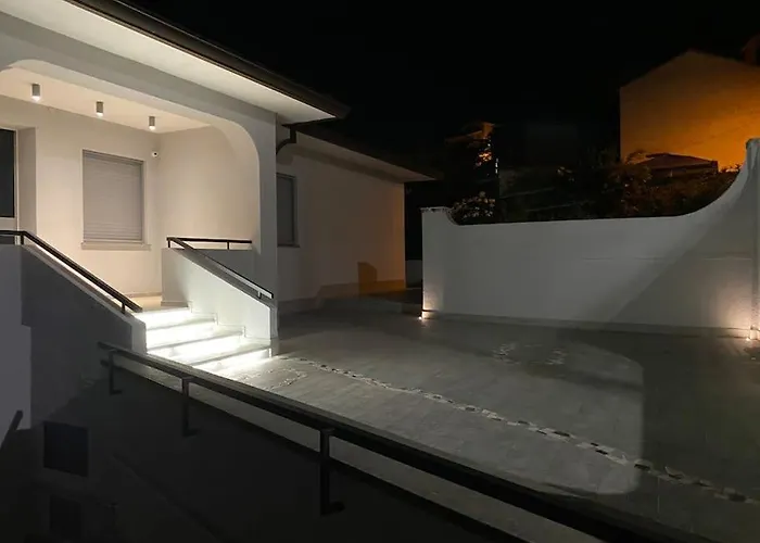 Villa Luxueuse Avec Vue Sur *