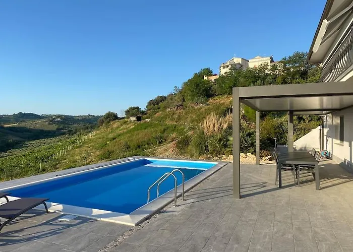 Luxueuse Avec Vue Sur